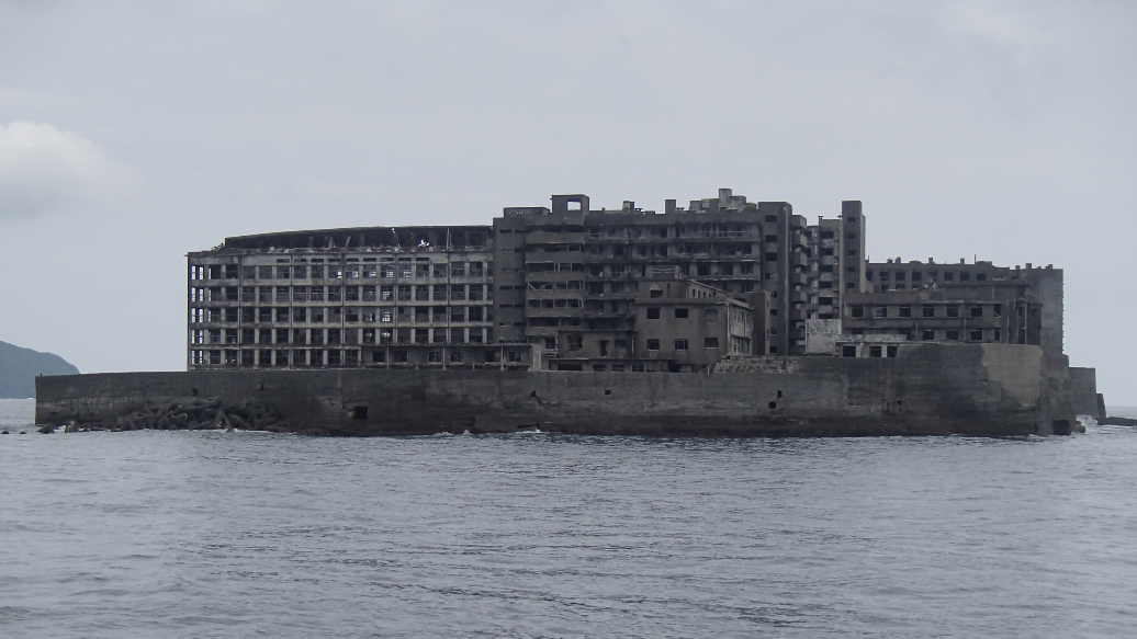 軍艦島200
